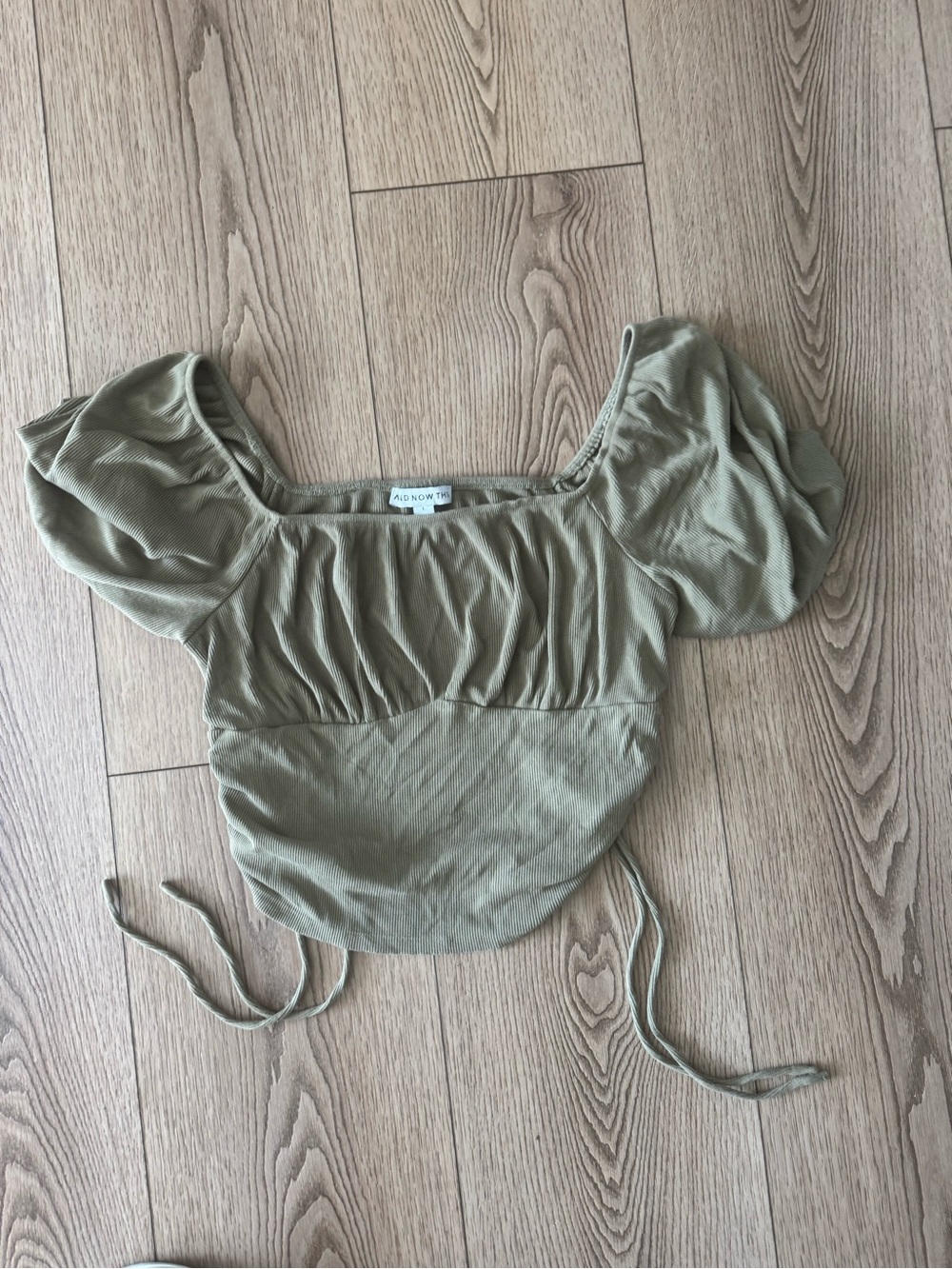 Square-Neck Olive Puff-Sleeve Crop Top with Tie Hem